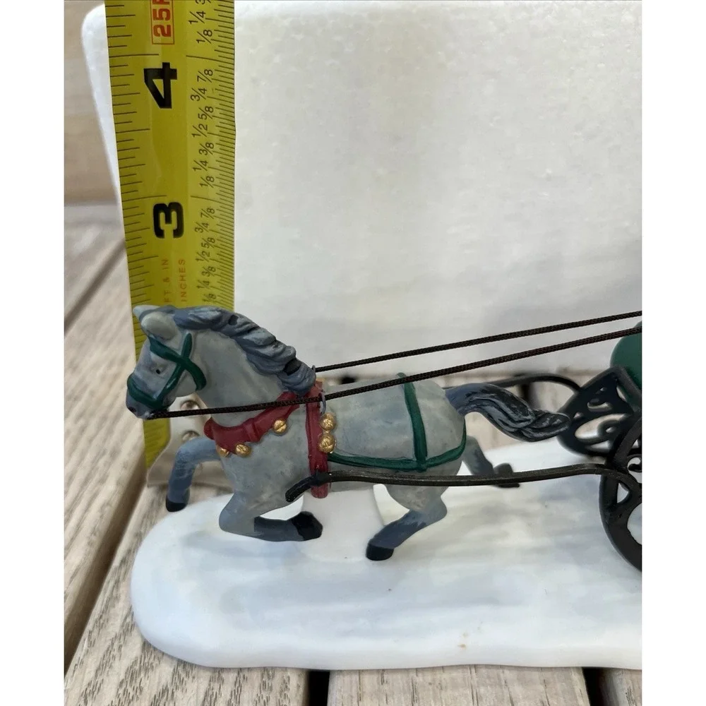 Dept 56 Heritage Village 58203 Dashing Though The Snow  1994